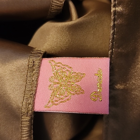 Damada Satin feel Skirt - Picture 4 of 5